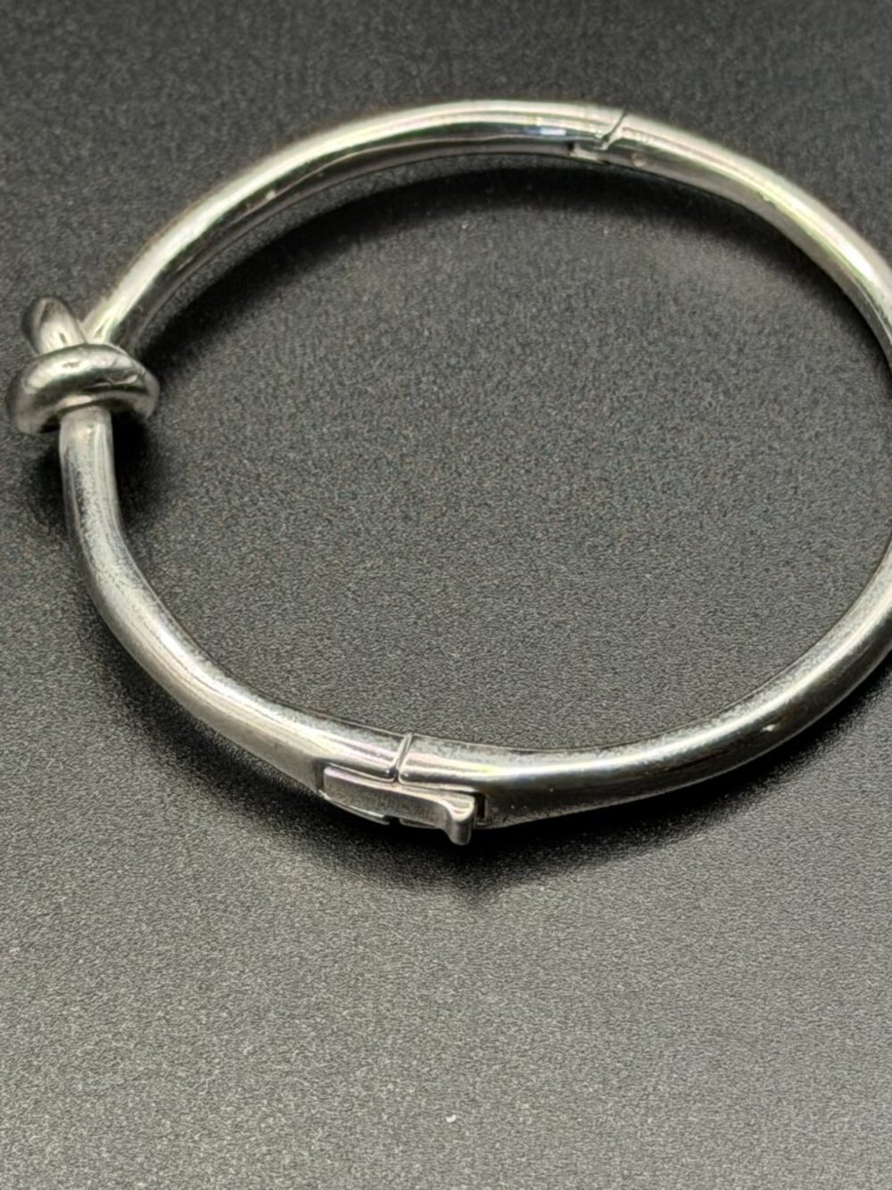 Kate Spade New York Silver Knot Hinged Bangle Bracelet Minimalist Stackable - Picture 3 of 6